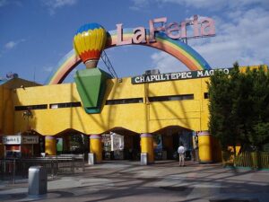 La Feria Chapultepec Magico (Lunapark) in Mexiko-Stadt, Mexiko