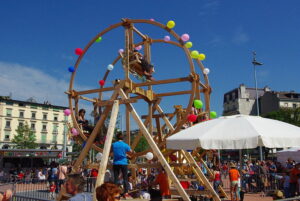 Ferris in legno al Luna Park di Ginevra